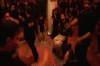 فیلم/ جانبازی که بدون دست، میدان‌دار شب ششم محرم شد