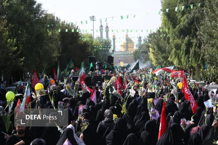 آیین خوش‌آمدگویی به کاروان نمادین ورود کریمه اهل بیت (س) به قم