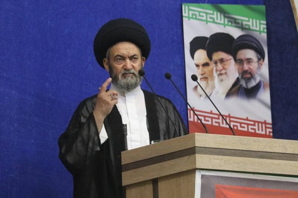 آیت‌الله «عاملی»: هر چقدر جنگ ادامه پیدا می‌کند قدرت نظامی ایران بیشتر خودش را نشان می‌دهد