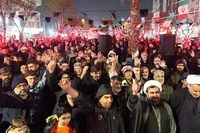 قیام ملت ایران در سراسر کشور برای مقابله با جرثومه‌های صهیونی+ فیلم