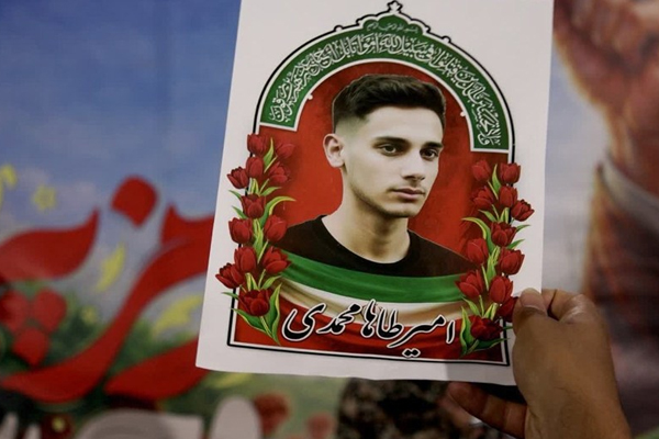 شهید امیرطاها محمدی؛ نوجوانی که در مسیر خدمت آسمانی شد
