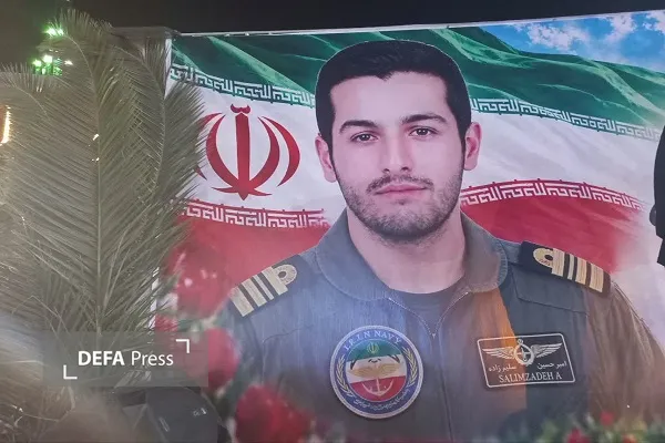 وداع باشکوه مردم تنکابن با پیکر مطهر خلبان شهید «سلیم زاده» + تصاویر و فیلم