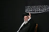 شعرخوانی ۴۸ ساعته ۲۵۰ شاعر در مراسم وداع با رهبر شهید انقلاب