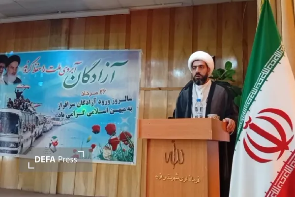 آزادگان، الگوی استقامت در مسیر ایمان و انقلاب هستند