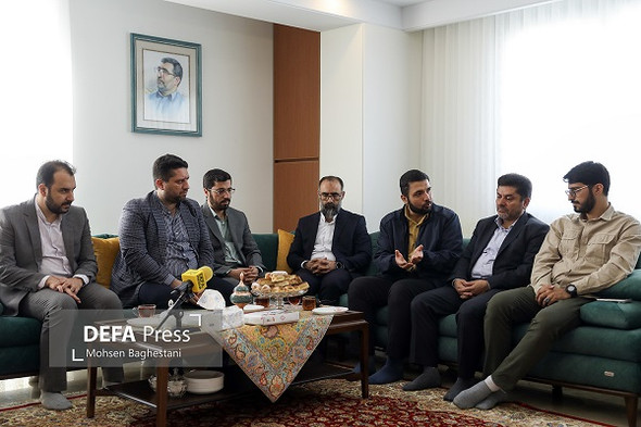فیلم/ دیدار جمعی از اعضای پژوهشکده شورای نگهبان با خانواده سردار سرلشکر شهید محمود باقری