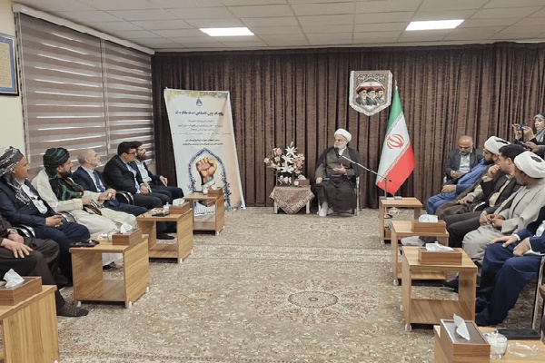 نماینده ولیفقیه کردستان: ملت ایران در برابر تجاوز آمریکا و اسرائیل ایستاده است نماینده ولیفقیه کردستان: ملت ایران در برابر تجاوز آمریکا و اسرائیل ایستاده است