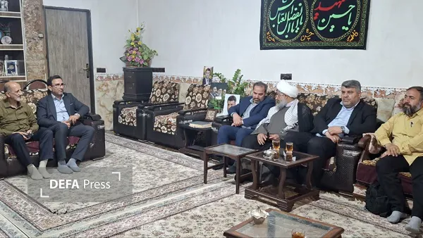 به گزارش خبرنگار دفاعپرس از البرز، در راستای ترویج فرهنگ ایثار و شهادت و به منظور تجلیل از مقام شامخ صبر و استقامت، هدیه ویژه حضرت آیتالله العظمی خامنهای (مدظلهالعالی) رهبر معظم انقلاب اسلامی با حضور مهندس صادقلو فرماندار شهرستان ساوجبلاغ، حجتالاسلام به گزارش خبرنگار دفاعپرس از البرز، در راستای ترویج فرهنگ ایثار و شهادت و به منظور تجلیل از مقام شامخ صبر و استقامت، هدیه ویژه حضرت آیتالله العظمی خامنهای (مدظلهالعالی) رهبر معظم انقلاب اسلامی با حضور مهندس صادقلو فرماندار شهرستان ساوجبلاغ، حجتالاسلام