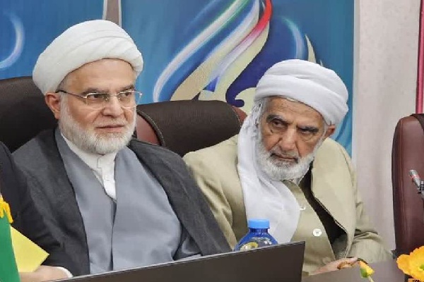 امام جمعه سنندج: نظام آموزشی قوی ضامن پیشرفت کشور در تراز جهانی است