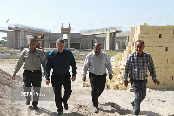 هشتمین بازدید معاون عمرانی استاندار از پروژه موزه دفاع مقدس و مقاومت خوزستان