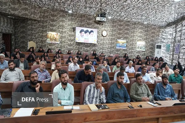 تصاویر/ گردهمایی فرماندهان حوزه های مقاومت بسیج دانش آموزی استان فارس