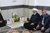 دیدار حجت‌الاسلام «احمدرضا پورخاقان» با خانواده شهدای مدرسه میناب