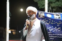 خون پاک و مطهر شهیدان ریشه‌های انقلاب اسلامی را مستحکم کرده است