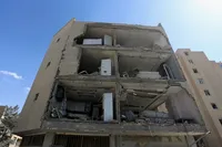بازسازی ۱۲۷۰۰ واحد مسکونی و تجاری آسیب دیده از جنگ تحمیلی