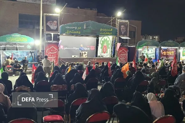 مردم کردستان در جریان جنگهای ۱۲ و ۴۰ روزه با حضور هوشیارانه خود، پشتوانهای برای نیروهای مسلح بودند. مردم کردستان در جریان جنگهای ۱۲ و ۴۰ روزه با حضور هوشیارانه خود، پشتوانهای برای نیروهای مسلح بودند.