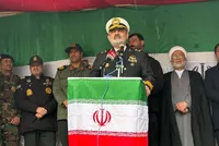 دریادار ایرانی: حضور مردم از مهم‌ترین مؤلفه‌های اقتدار کشور است
