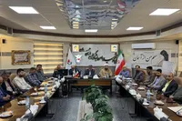 تصاویر/ آیین رونمایی از کتاب «سهم من از آسمان» در همدان