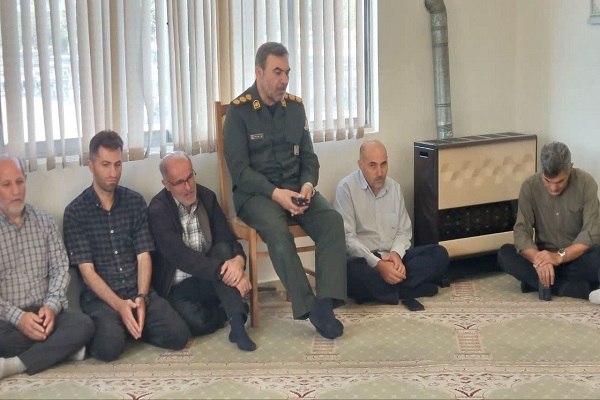 سرهنگ حبیب زاده: امروز بیش از هر زمان دیگر، جامعه نیازمند وحدت، همدلی و تبعیت از ولایت است سرهنگ حبیب زاده: امروز بیش از هر زمان دیگر، جامعه نیازمند وحدت، همدلی و تبعیت از ولایت است