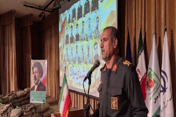 شهدا با ایثار و فداکاری خود عزت و استقلال کشور را تضمین کردند شهدا با ایثار و فداکاری خود عزت و استقلال کشور را تضمین کردند