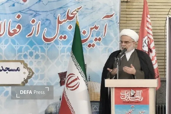 مسجد باید از مرحله برنامهمحوری به اثرگذاری اجتماعی برسد مسجد باید از مرحله برنامهمحوری به اثرگذاری اجتماعی برسد