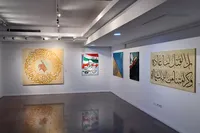 نمایشگاه «هنر در برابر جنگ» با یادی از شهیده «منصوره عالیخانی» افتتاح شد 