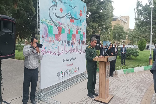 سرهنگ حبیب زاده : شهدای گمنام، شهیدانی هستند که در گمنامی به میدان دفاع از اسلام و انقلاب رفتند و جان خود را در راه خدا تقدیم کردند؛ سرهنگ حبیب زاده : شهدای گمنام، شهیدانی هستند که در گمنامی به میدان دفاع از اسلام و انقلاب رفتند و جان خود را در راه خدا تقدیم کردند؛
