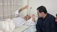 عیادت استاندار قم از کارگر جانباز حمله آمریکا به شهرک صنعتی محمودآباد + تصاویر