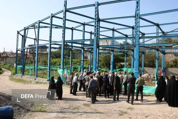 بازدید نماینده ولی‌فقیه در مازندران از روند ساخت مسجد روستای کِنِت بهشهر