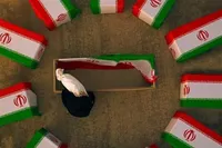 فیلم/ درد دل مادر شهید با پیکر شهید گمنام تازه تفحص شده