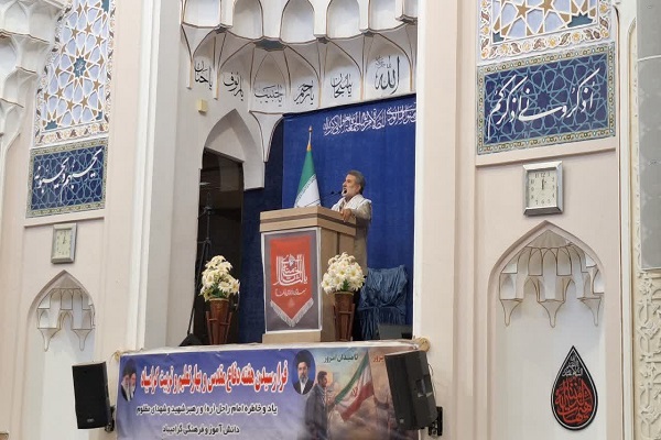 دفاع مقدس آیینه راه ملت ایران در برابر جنگ‌های تحمیلی دشمن است