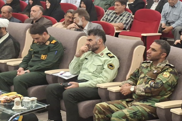 تأکید بر لزوم انتقال میراث ایثار به نسل جوان برای مقابله با جنگ شناختی دشمن