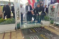 رئیس سازمان بهزیستی کشور به مقام شهدای کرمان ادای احترام کرد