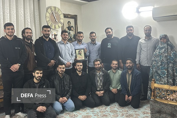 احترام به والدین؛ رمز عاقبتبخیری شهید «حاجیزاده» احترام به والدین؛ رمز عاقبتبخیری شهید «حاجیزاده»