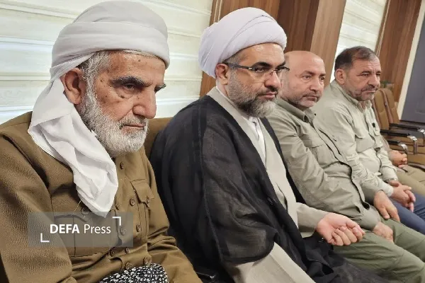 نماینده ولیفقیه در کردستان پدر معنوی جریان وحدت در استان است نماینده ولیفقیه در کردستان پدر معنوی جریان وحدت در استان است