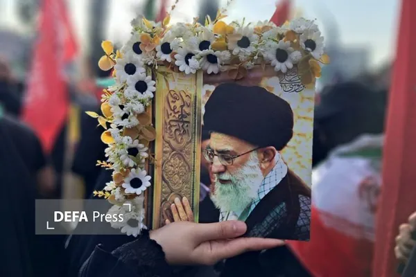 رهبر شهید