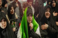 فیلم/ خروج پرشور مردم کرمانشاه در راهپیمایی شبانه