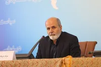 دریادار احمدیان: متخصصان «جنگ نامتقارن» مسیر تنگسیری را در نیروی دریایی سپاه ادامه می‌دهند