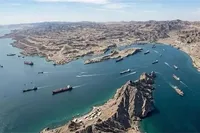 وزیران خارجه ایران و عمان بر امنیت تنگه هرمز تاکید کردند
