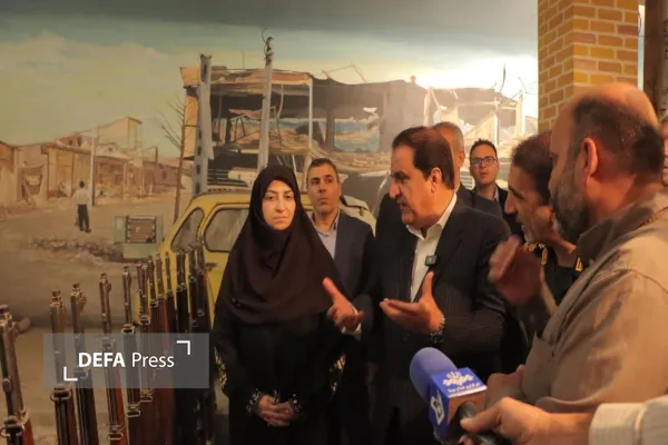 رئیس سازمان محیط زیست کشور از موزه دفاع مقدس ایلام بازدید کرد+تصاویر