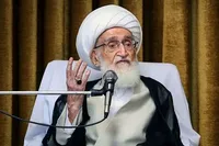 حضرت آیت الله نوری همدانی: در این اجتماعات نباید ذره‌ای بوی اختلاف وجود داشته باشد