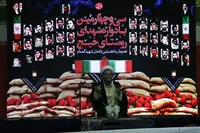 حضور و بصیرت مردم رمز اقتدار انقلاب است