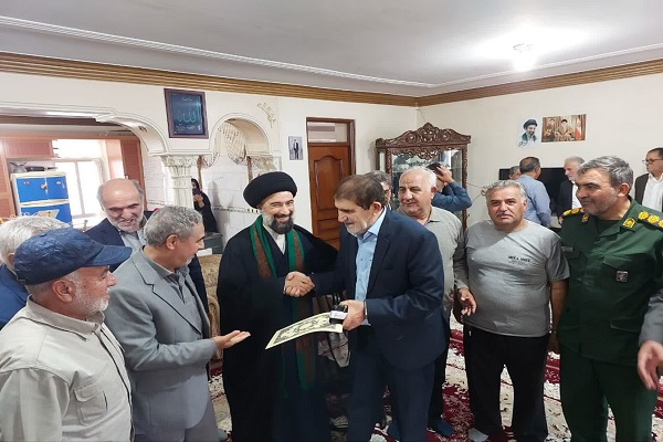برگزاری یادوارههای خانگی فرصتی برای گفتوگو، انتقال خاطرات و تبیین فرهنگ ایثار و شهادت برگزاری یادوارههای خانگی فرصتی برای گفتوگو، انتقال خاطرات و تبیین فرهنگ ایثار و شهادت
