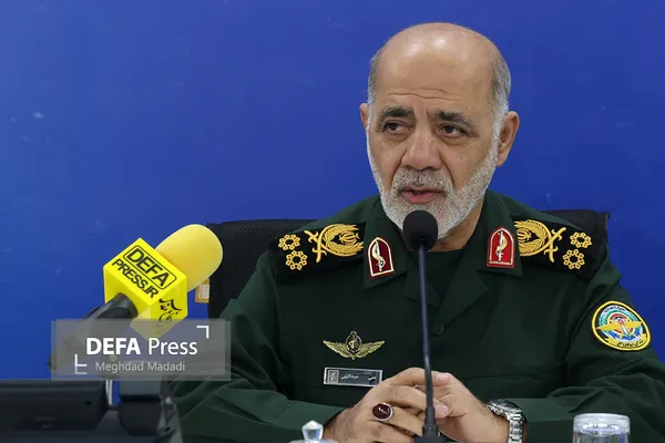 قائد مقر خاتم الأنبياء المركزي: ميزان القوى في المنطقة لم يعد يتبع المعايير السابقة قائد مقر خاتم الأنبياء المركزي: ميزان القوى في المنطقة لم يعد يتبع المعايير السابقة
