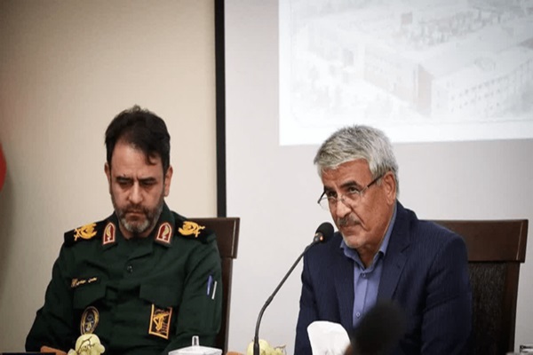 تأکید بر همافزایی دانشگاه و نهادهای انقلابی در پیشرفت ایران اسلامی تأکید بر همافزایی دانشگاه و نهادهای انقلابی در پیشرفت ایران اسلامی