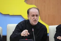 حاجی‌بابایی: تنگه هرمز می‌تواند محل غرق شدن فرعون زمان باشد