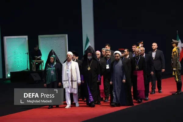 High-Ranking World Officials Pay Tribute to the Holy Body of the Martyred Imam Khamenei High-Ranking World Officials Pay Tribute to the Holy Body of the Martyred Imam Khamenei