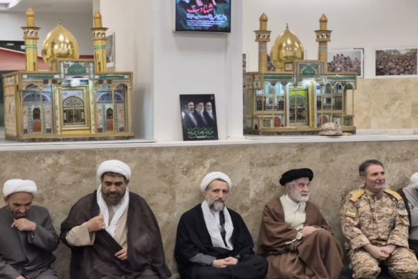 حضور نماینده ولی‌فقیه در قزوین در موزه دفاع مقدس به مناسبت میلاد امام رضا(ع)