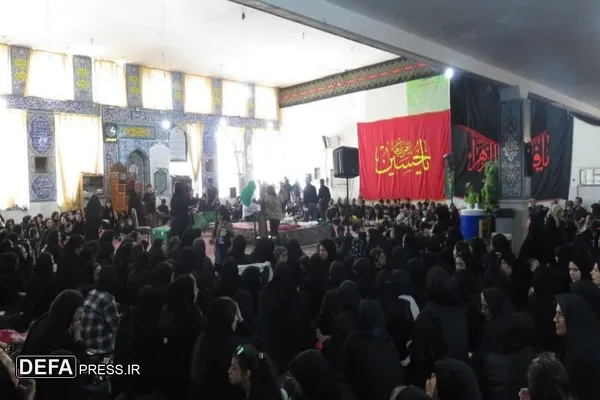 تصاویر/ آیین نخل گردانی و تعزیه در شهرک احتشامیه اراک