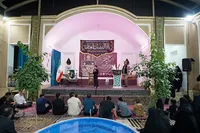 شب شعر آیینی بزرگداشت مقام رهبر شهید در یزد برگزار شد