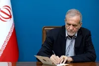پزشکیان: شگفتی‌های میدان دفاع از کشور را مدیون درس ایران‌دوستی معلمان هستیم