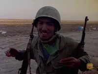 فیلم/ رزمنده نوجوان کشاورز: خدا به سرمان می‌اندازد به جبهه بیائیم